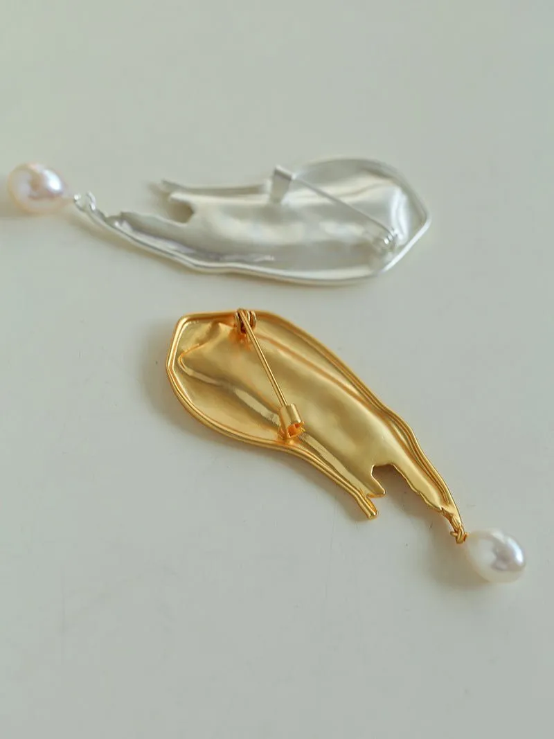 Brushstroke Pearl Brooch