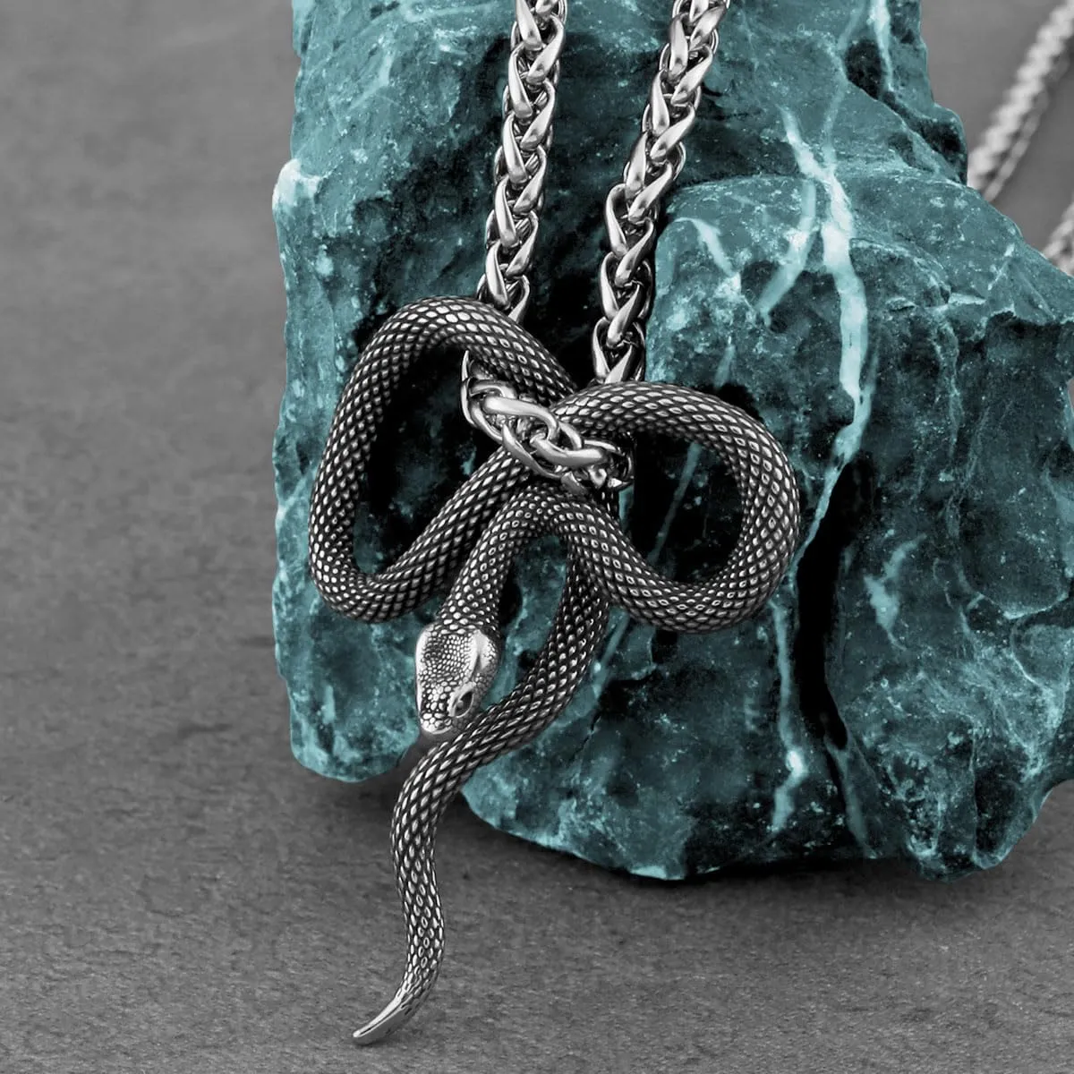 Fashion Snake Necklace Men Women Gothic Stainless Steel Animal Pendant Jewelry Gift