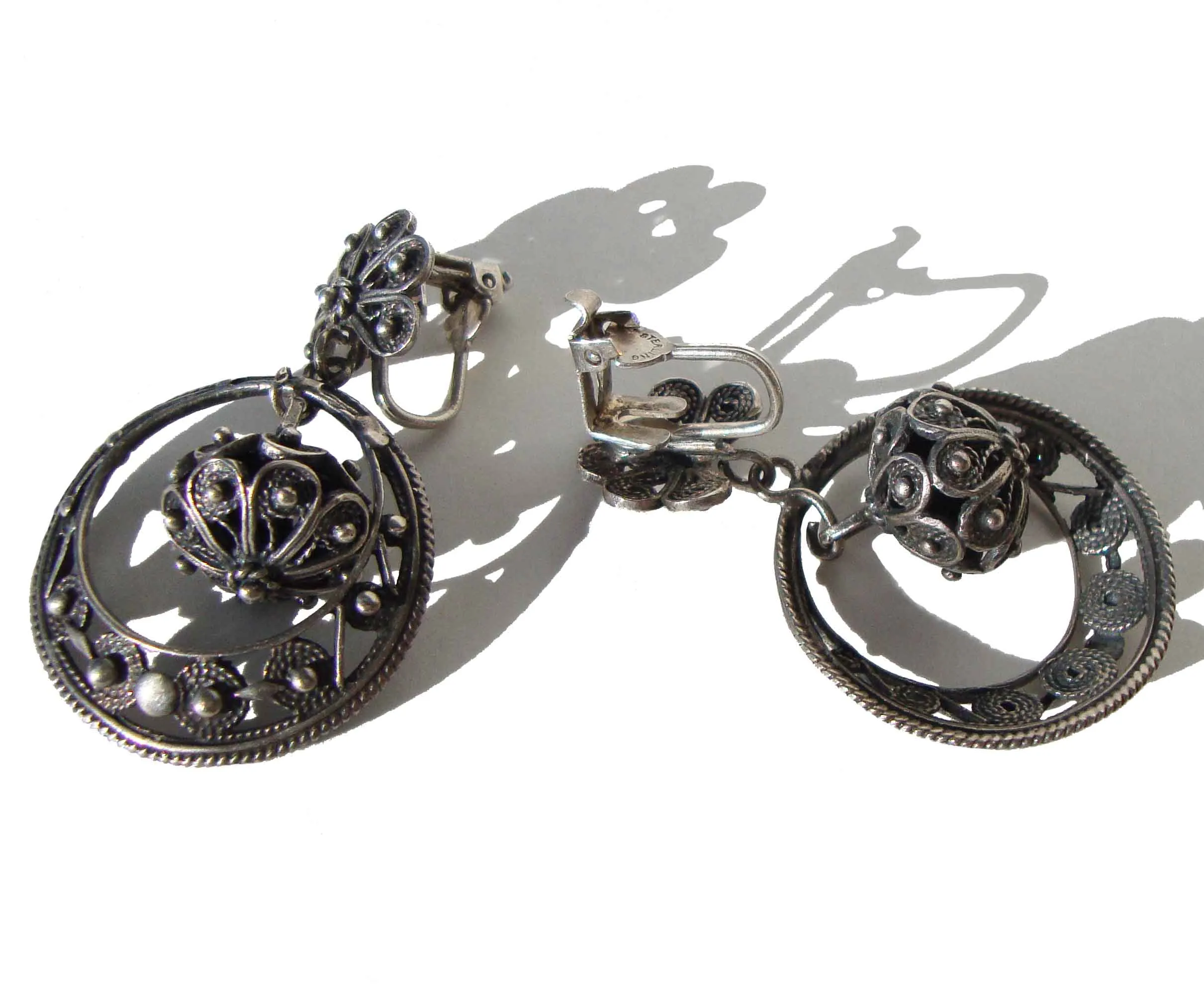 Vintage Silver Filigree Spanish Hoop Earrings – Softouch Clips