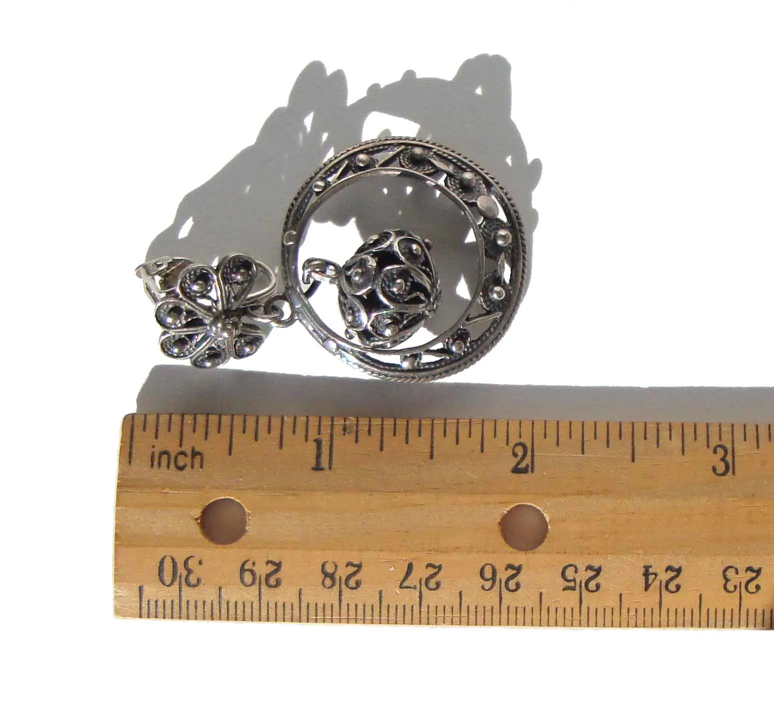 Vintage Silver Filigree Spanish Hoop Earrings – Softouch Clips